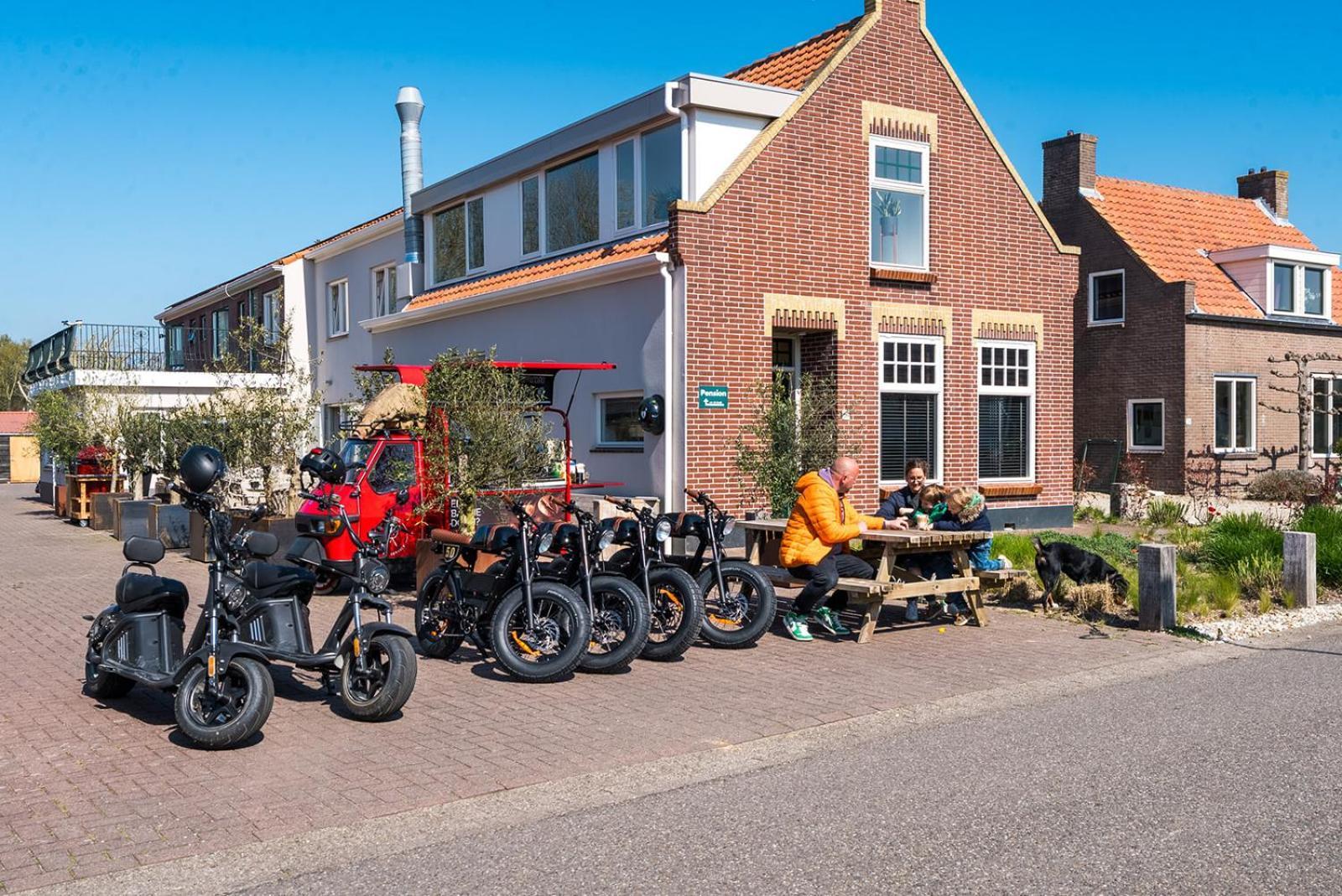 Hotel-Pension Ouddorp Exterior photo